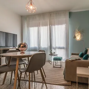 Boutique Collection-l'attimo Fuggente Apartamento Sassari